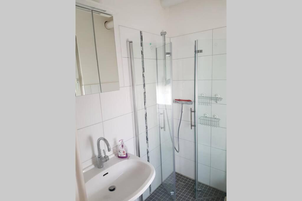 Einfache Zentrums Nahe Wohnung Gummersbach Exterior photo